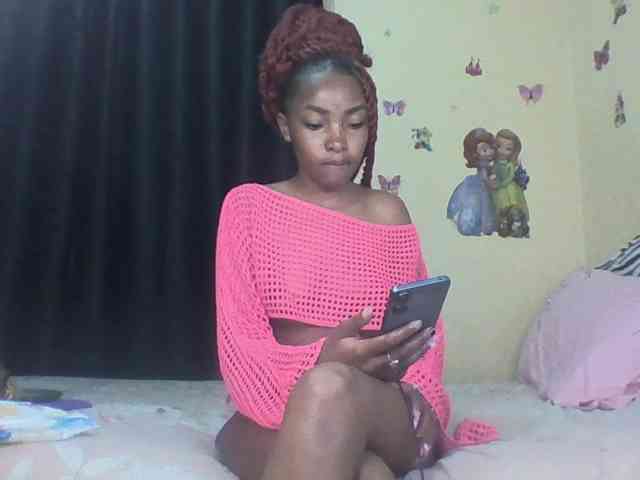 Prettyulenda webcam