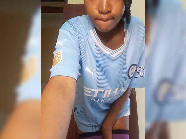 Prettyulenda webcam