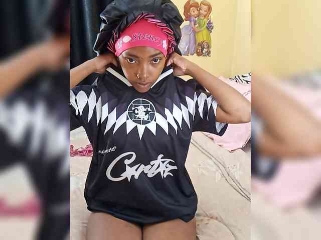 Prettyulenda webcam