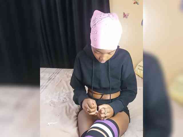 Prettyulenda webcam