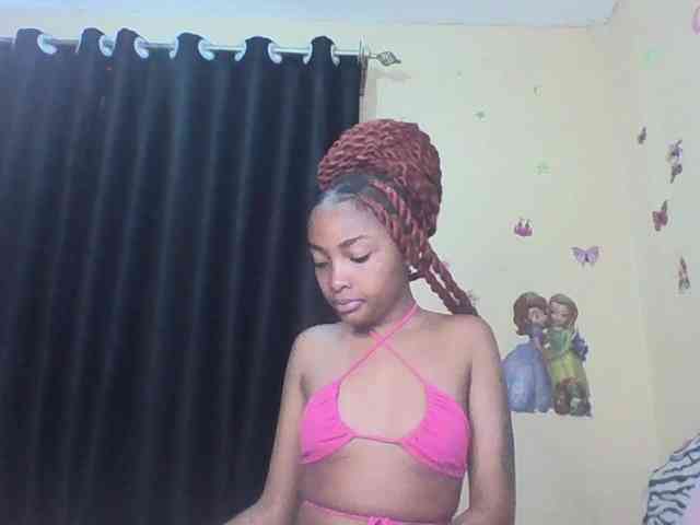 Prettyulenda webcam