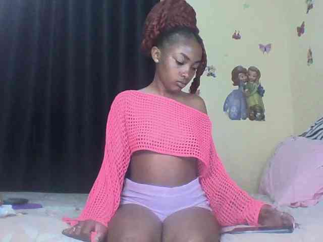 Prettyulenda webcam