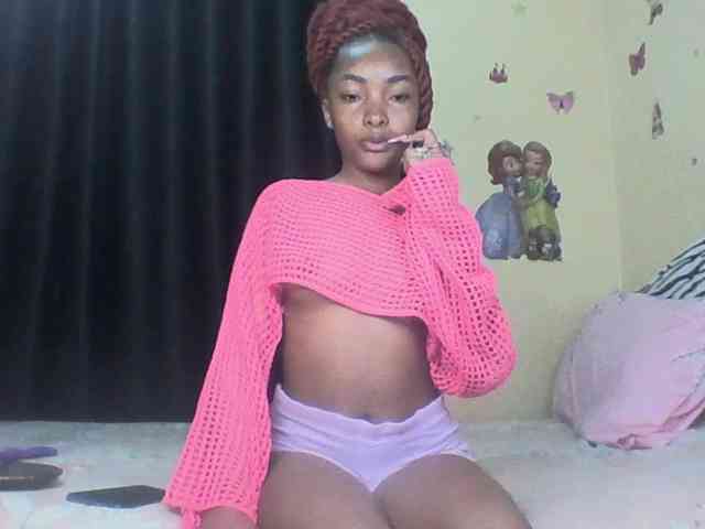 Prettyulenda webcam