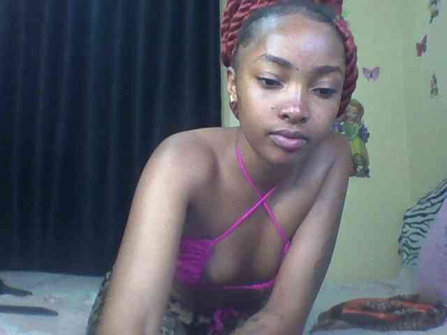 Prettyulenda webcam