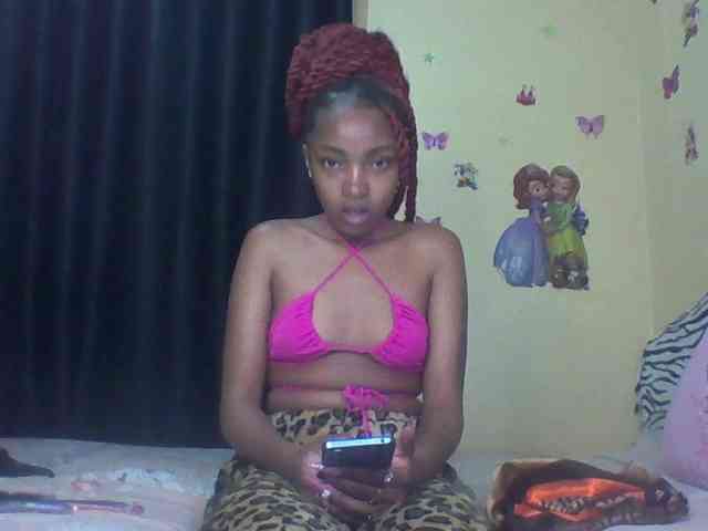 Prettyulenda webcam