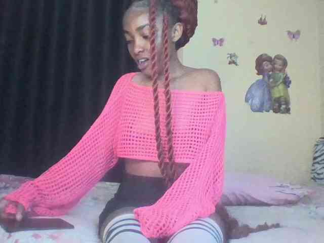 Prettyulenda webcam