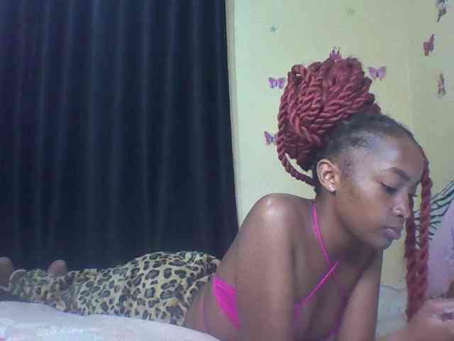 Prettyulenda webcam