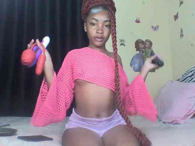 Prettyulenda webcam