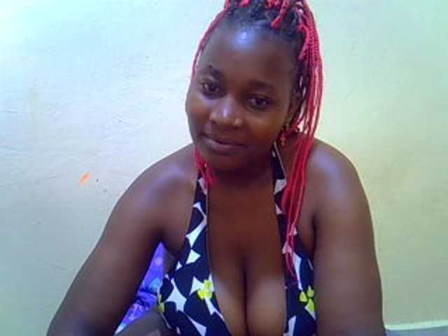 Molly-22 live cam on BongaCams