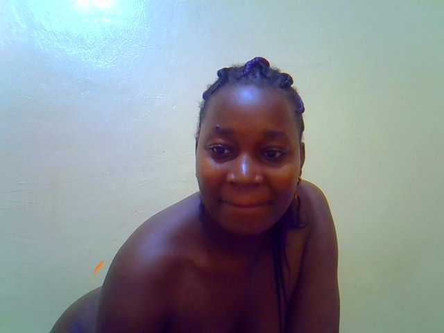 Molly-22 live cam on BongaCams