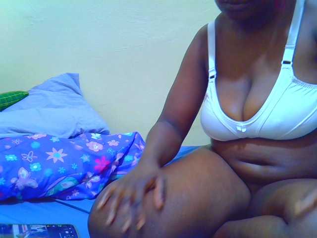 Molly-22 live webcam show