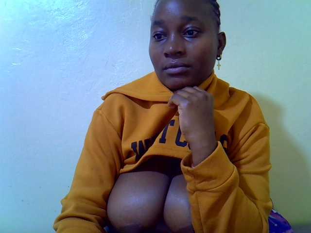 Molly-22 live cam