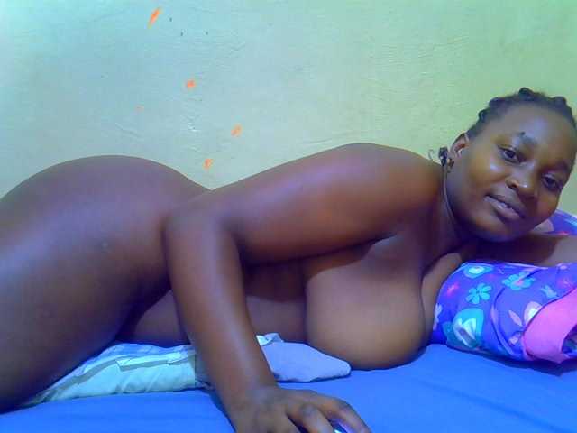 Molly-22, en directo ahora en BongaCams