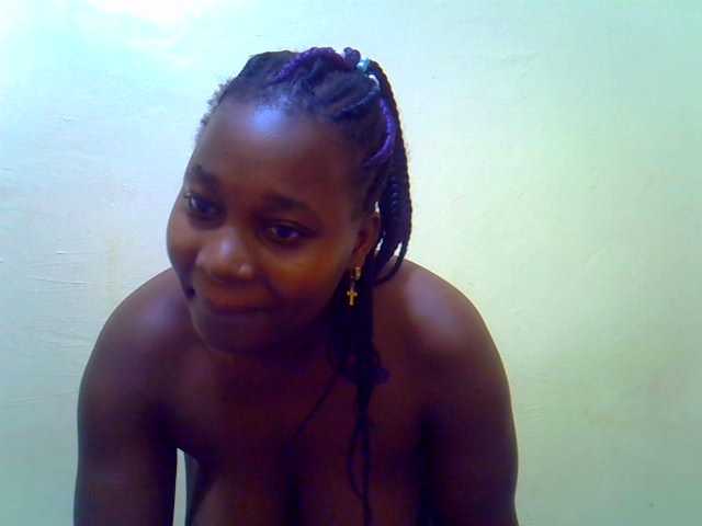 Molly-22, en vivo ahora en BongaCams