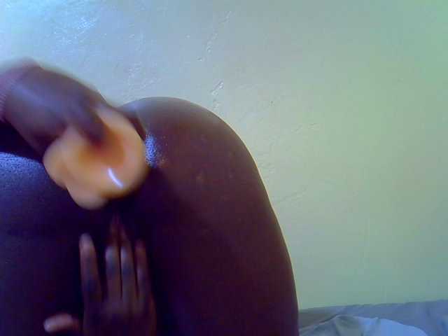 Molly-22 live cam on BongaCams