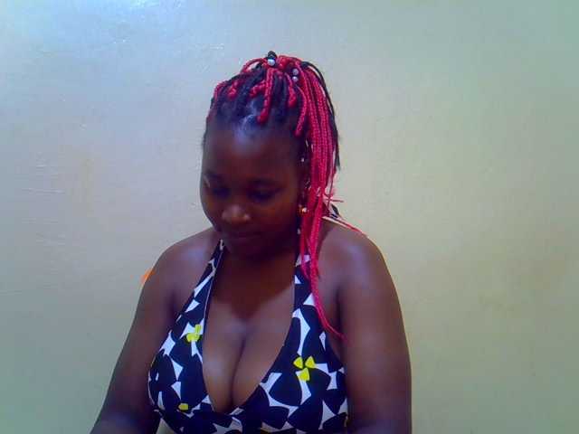 Molly-22 live cam on BongaCams