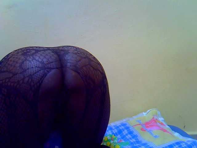 Molly-22 live cam on BongaCams
