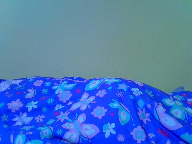 Molly-22 live cam on BongaCams
