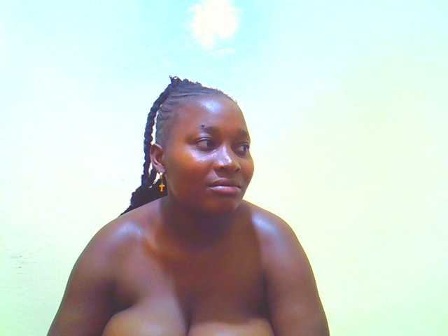 Molly-22 live cam on BongaCams