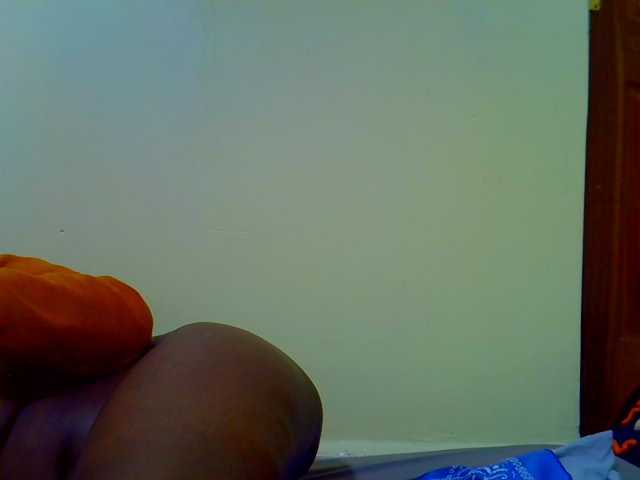 Molly-22 live cam on BongaCams