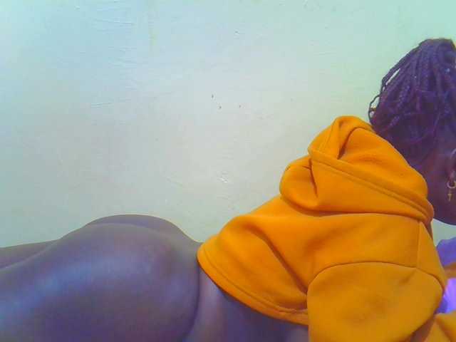 Molly-22 — live female cam