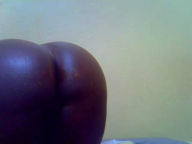 Molly-22 live cam on BongaCams
