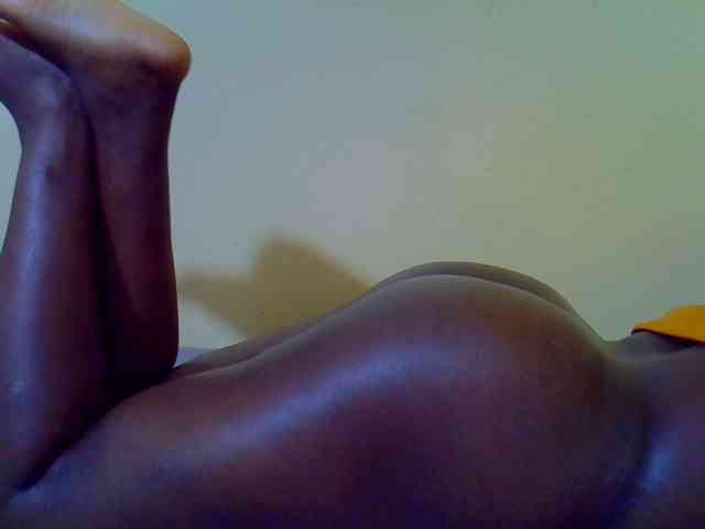 Molly-22 webcam