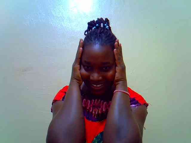 Molly-22 webcam