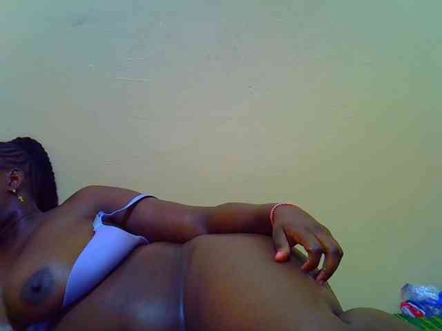 Molly-22 webcam