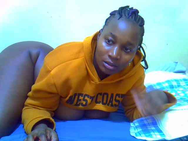 Molly-22 webcam