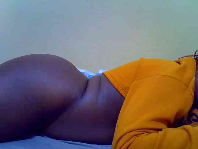 Molly-22 webcam
