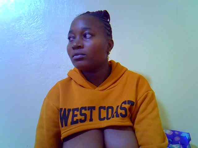 Molly-22 webcam