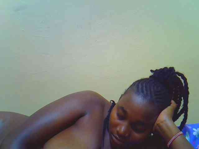 Molly-22 webcam