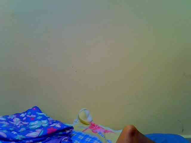 Molly-22 webcam