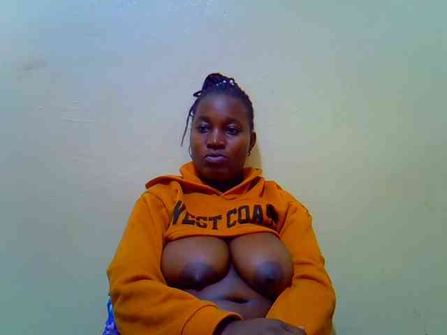 Molly-22 webcam