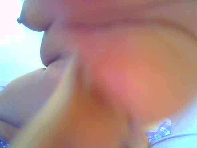 Molly-22 webcam
