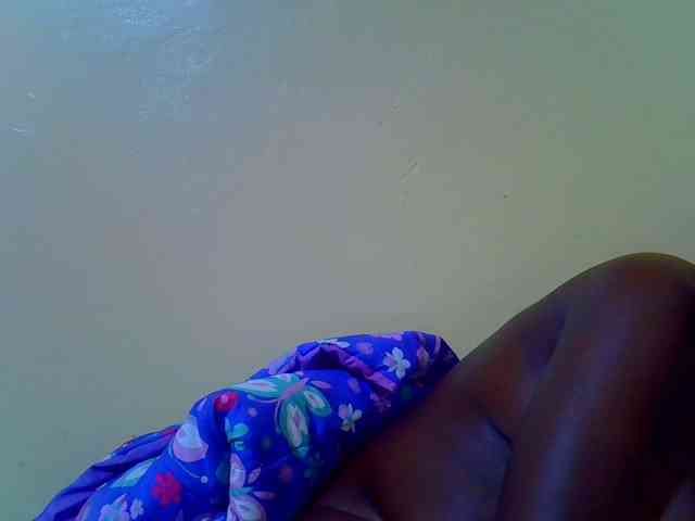 Molly-22 webcam