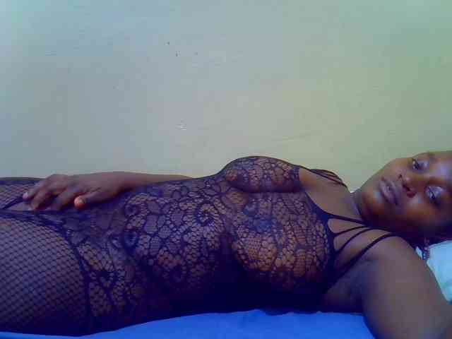 Molly-22 webcam