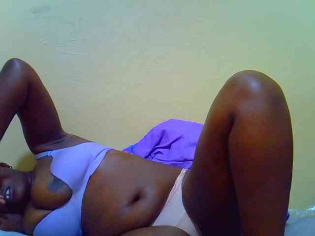 Molly-22 webcam