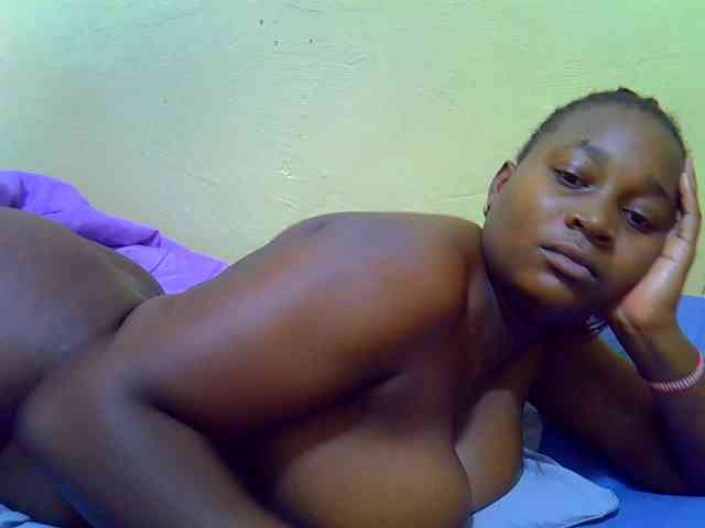 Molly-22 webcam