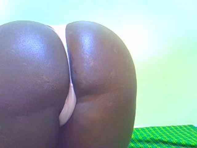 Molly-22 webcam