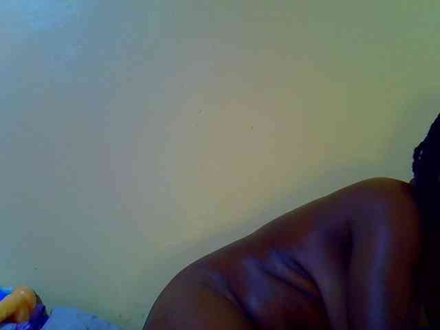 Molly-22 webcam