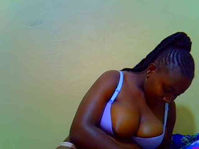 Molly-22 webcam