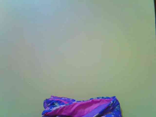 Molly-22 webcam