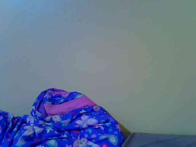 Molly-22 webcam