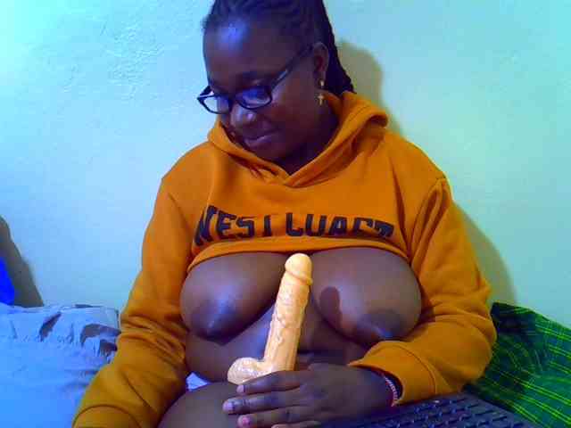 Molly-22 webcam
