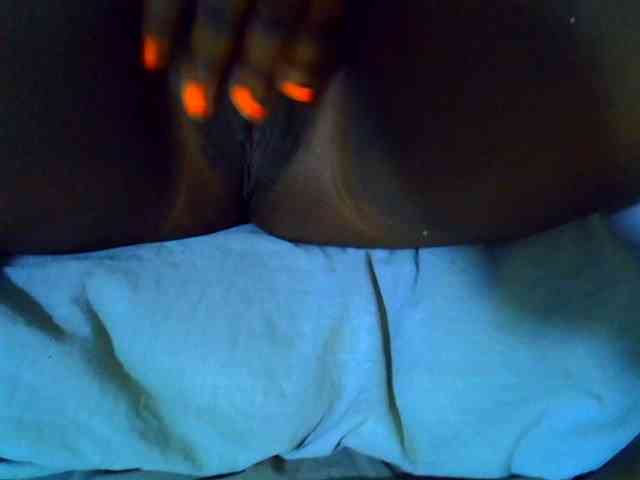 Molly-22 webcam