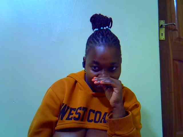 Molly-22 webcam