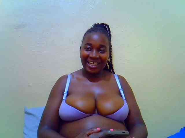 Molly-22 webcam