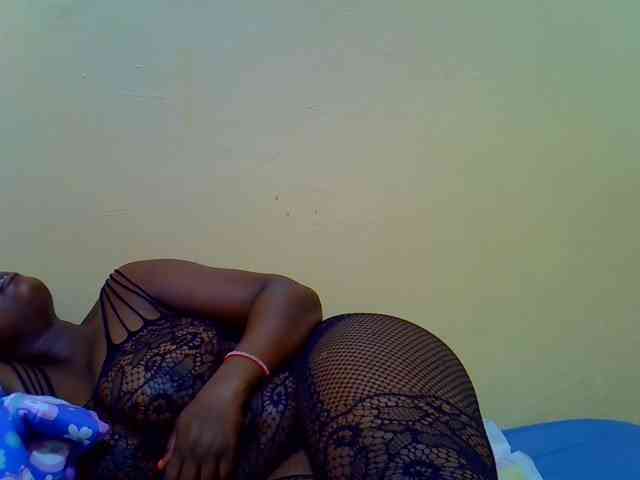 Molly-22 webcam